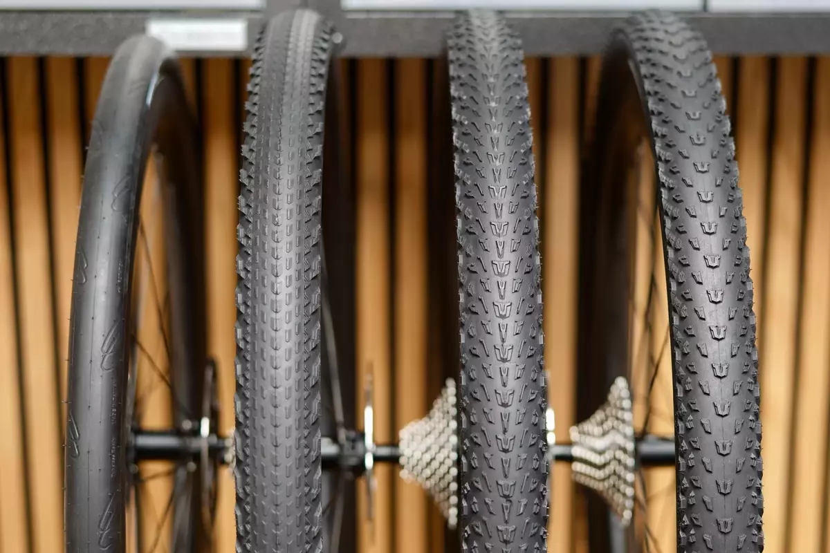 Silca Unveils Extensive Bicycle Tire Collection for Road and Gravel Cycling