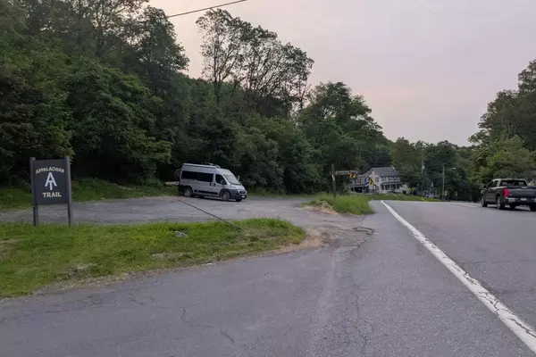 A Day of Hiking, Hitching, and Hospitality on the Appalachian Trail