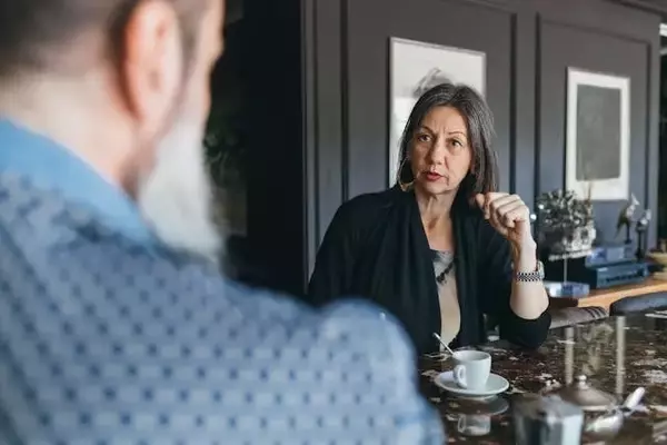 Mastering Marital Discourse: Expert Strategies for Productive Arguments