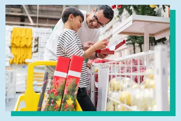 Smart Holiday Spending: Avoiding Debt While Creating Memorable Experiences