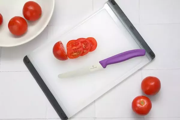 The Perfect Gift: Victorinox Swiss Classic Serrated Paring Knife