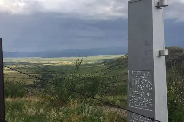 Razor Wire Blocks Arizona Trail's Southern Terminus, Infuriating Hikers