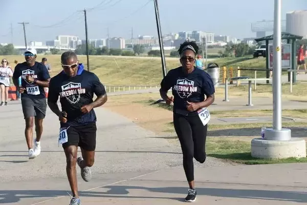 From Marathon Runner to Bodybuilder: A Mother's Strength Transformation at 40s