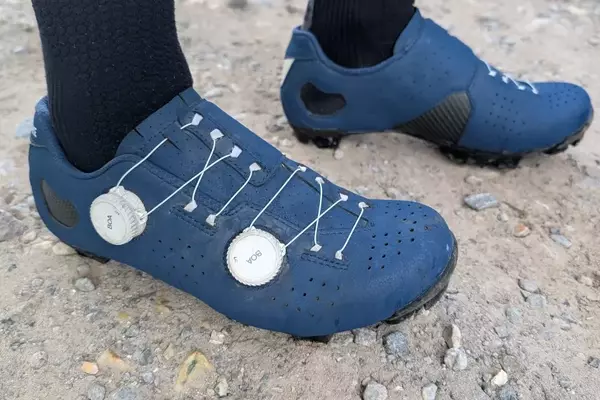 Lake MX333 Cycling Shoes: Unparalleled Performance and Comfort for Racers