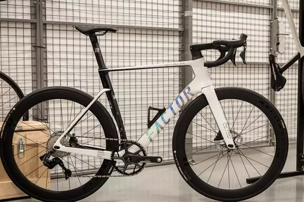 Factor Ostro Vam: A Premier Race Bike Review