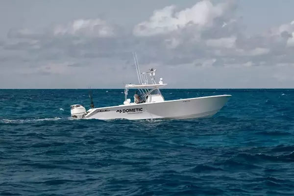 Dometic DG3 Gyrostabilizer: A Game Changer for Offshore Boating