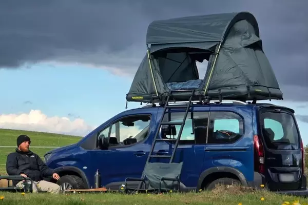 Groenberg WEEKEND: The Ultralight Rooftop Tent Redefining Outdoor Adventures