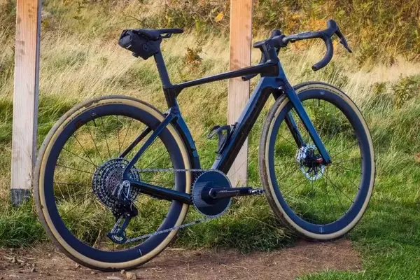 Cervelo Aspero-5 Red AXS 1: A Deep Dive into a High-Performance Gravel Racer