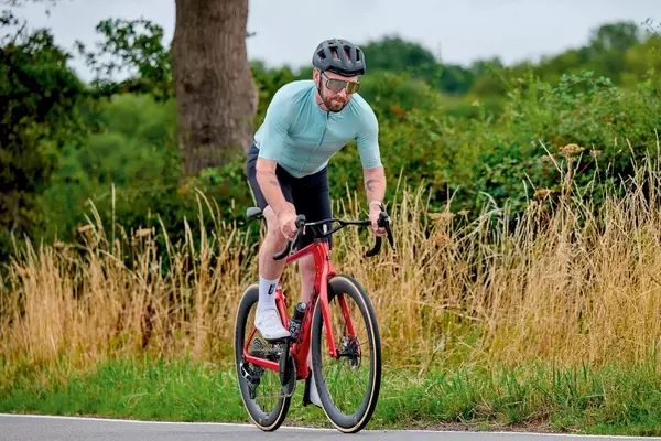 Top Road Bike Deals: Black Friday Discounts on High-Performance Models