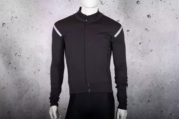 Castelli Perfetto RoS 3 Jacket Review: Breathable Protection for Cyclists