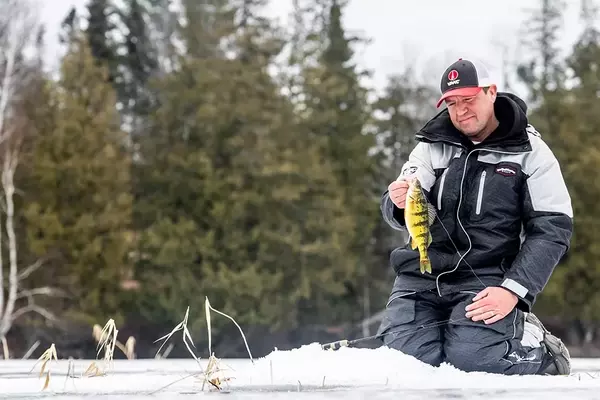 Minnesota Modernizes Ice Fishing Rules to Enhance Angler Flexibility and Fish Preservation