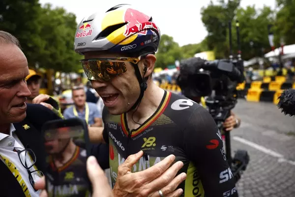 Wout van Aert's Mental Battle After Crash-Plagued Season