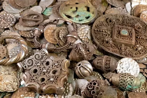 Swedish Fisherman Unearths Ancient Silver Hoard While Digging for Bait