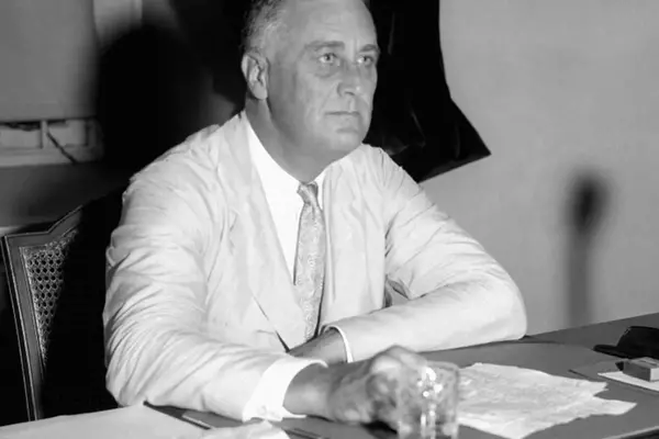 Supreme Court to Revisit Landmark Roosevelt-Era Precedent on Presidential Firing Powers