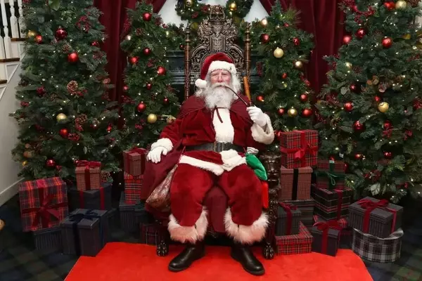 Can Santa Claus Predict Economic Recessions?