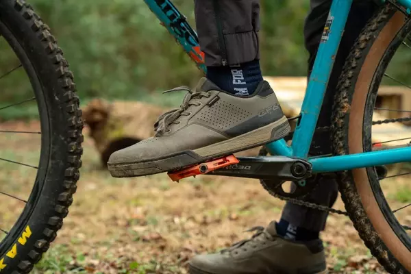 Shimano GF600: A Year of Flat Pedal Trail Dominance