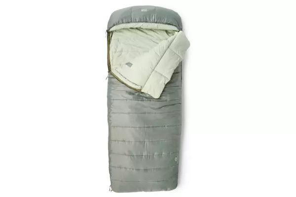 REI Co-op Siesta Hooded 20 Sleeping Bag: A Comprehensive Review of Comfort and Versatility for Car Camping