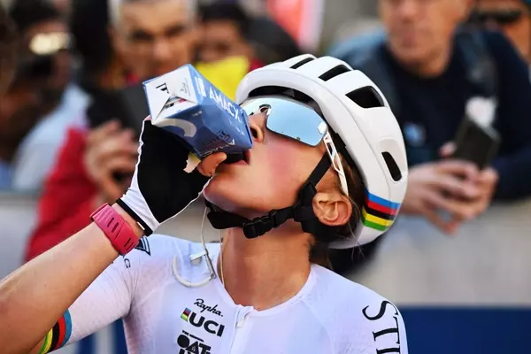 World Champion Cyclist's Struggle with Body Image and Nutrition in Pro Cycling