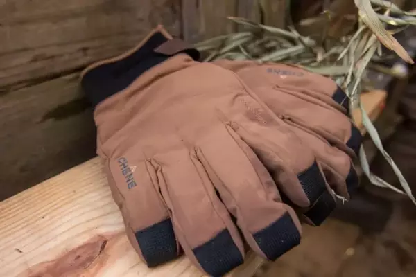 Chêne Hydro-Lok Wool-Lined Gloves: Performance Review for Waterfowl Hunting