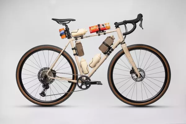 Tailfin's Hydromount: Redefining On-Bike Storage for Cyclists