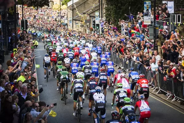 Great Britain to Host Unforgettable 2027 Tour de France and Tour de France Femmes Grand Départ