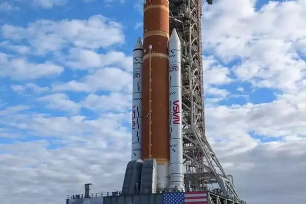 NASA Unveils Artemis II Spacecraft for Crewed Lunar Mission
