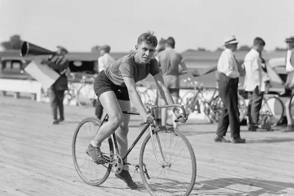 The Bicycle's Victorian Impact: Freedom, Fears, and Social Evolution
