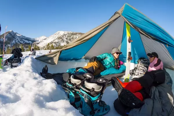 Essential Gear for Your First Winter Backpacking Adventure