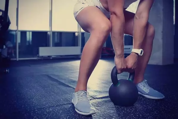 Minimalist Strength Training: Maximizing Gains in Minimal Time