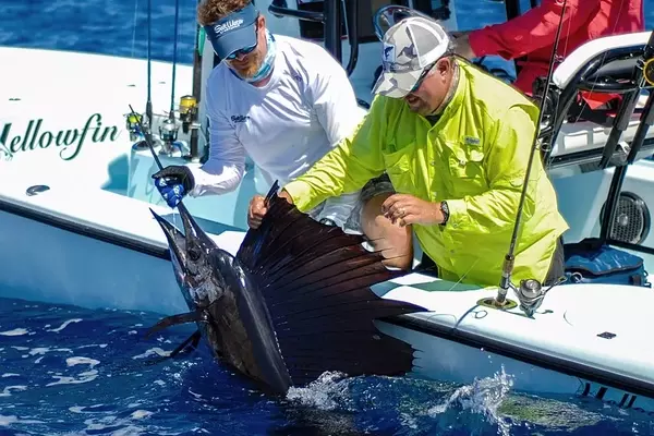 Top US Saltwater Fishing Spots for Winter Anglers