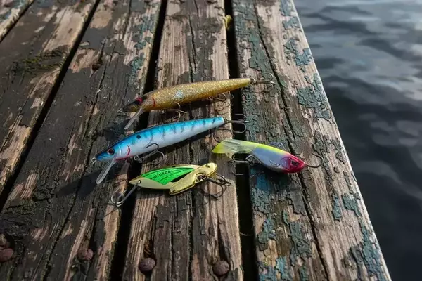 Comprehensive Guide to Top Walleye Fishing Lures