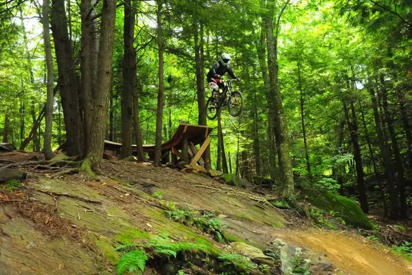 New Hampshire Bill Proposes Annual Bicycle Registration Fee