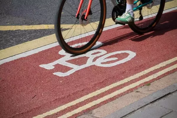 Irish Cycle Lane Funding Cuts Jeopardize Cyclist Safety and Climate Goals
