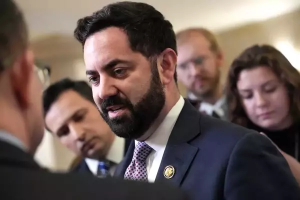 New York Republican Faces Public Backlash Over ICE Policy at Town Hall