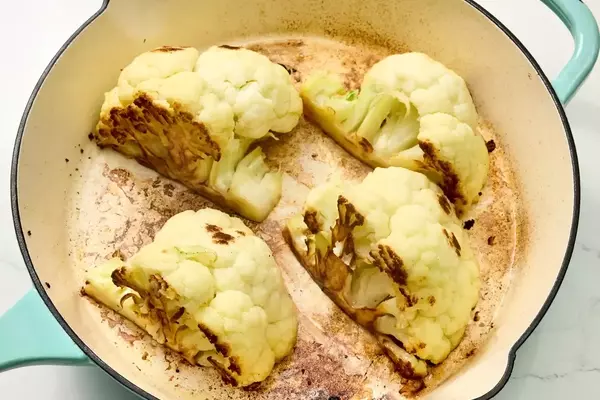 Garlic Parmesan Melting Cauliflower