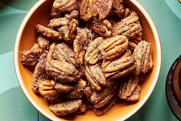 Low-Carb, High-Fiber Snacks for Digestive Health
