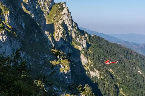 Backcountry Rescue: Essential Strategies for Rapid Location and Safety
