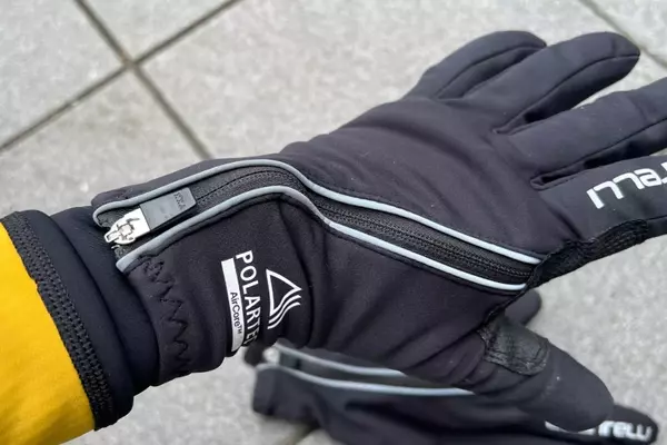 Castelli Espresso 2 Gloves: A Cyclist's Winter Dream