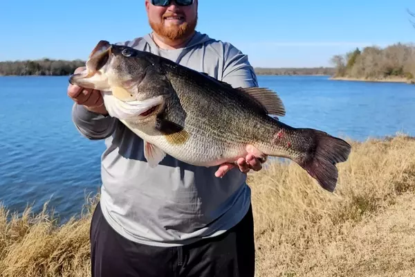 Texas Fishing Guide Catches Record-Breaking Bass