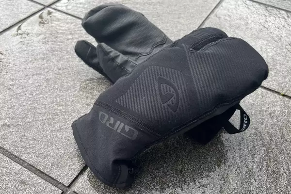 Giro 100 Proof Winter Cycling Gloves: A Comprehensive Review