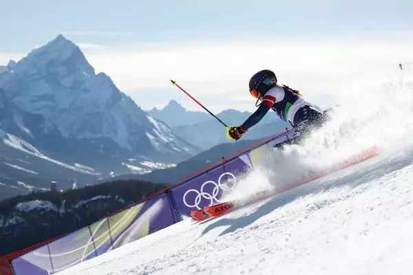 Mikaela Shiffrin's Olympic Mindset: Overcoming Pressure for Gold