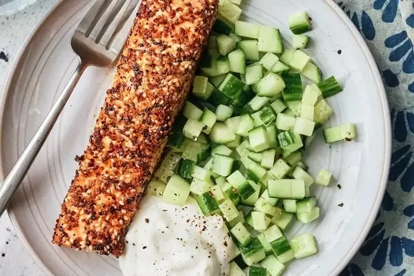 Flavorful Salmon with Everything Bagel Seasoning and Yogurt Sauce