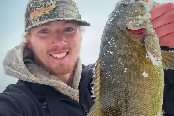 Student's Quick Actions Save Ice Fisherman from Frozen Fate
