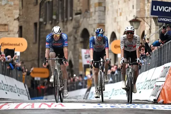 Mathieu van der Poel Triumphs in Tirreno-Adriatico Stage 2 on Challenging Wet Gravel
