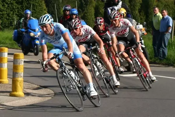 Enduring Legends: Cyclists Who Defied Age on the Pro Circuit