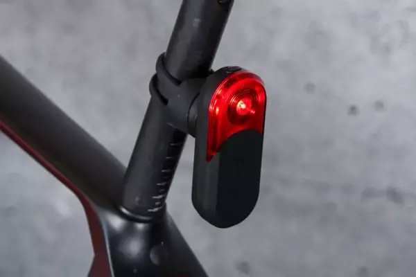 Coospo TR70 Smart Radar Tail Light: A Comprehensive Review