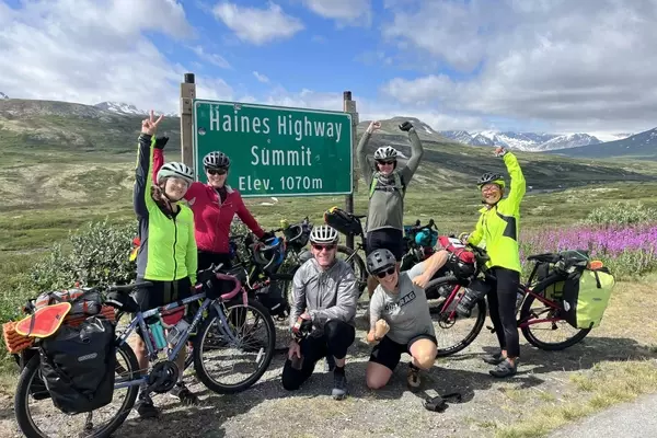 Guided Cycling Tours vs. Independent Adventures: Which is Right for You?