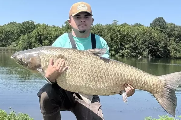Iowa Angler Breaks IGFA Carp Record at Bacon Creek Lake