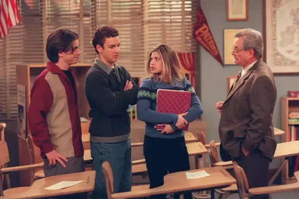Nostalgic Television: A Quiz on Iconic 90s and 2000s Shows