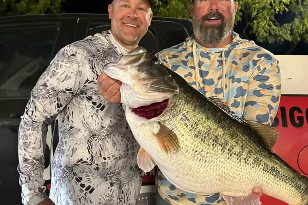 Texas Anglers Land Record-Breaking Bass on Final Day of ShareLunker Season